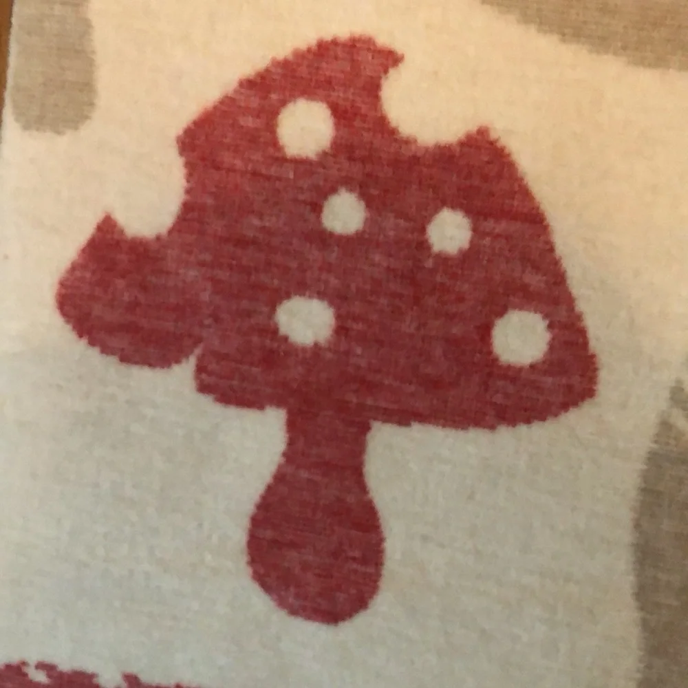 Docofil MUSHROOM Print Throw Blanket
